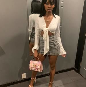 Meet your Posher, Justine